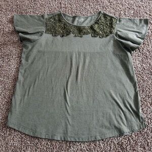 Laura Scott Green Boxy Blouse with Flutter Sleeves